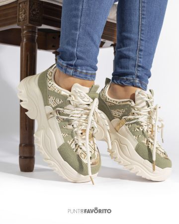 Tennis Crema con detalles en Verde Musgo